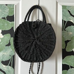 Straw woven handbag